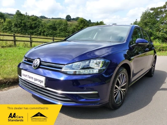 Volkswagen Golf SE NAVIGATION TSI EVO