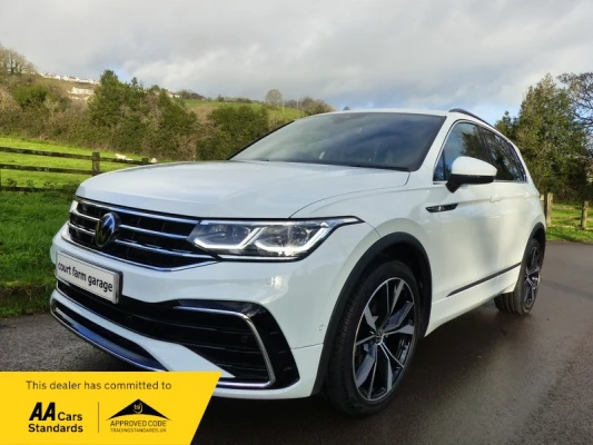 Volkswagen Tiguan R-LINE TSI DSG