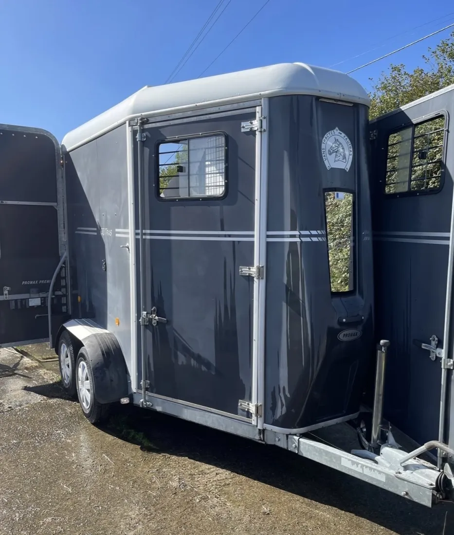 Fautras Promax Premium Horse Trailer
